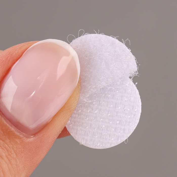 Липучка на клеевой основе «Круг», набор 55 шт., размер 1 шт: 1,5 см Липучка на клеевой основе «Круг», набор 55 шт., размер 1 шт: 1,5 см