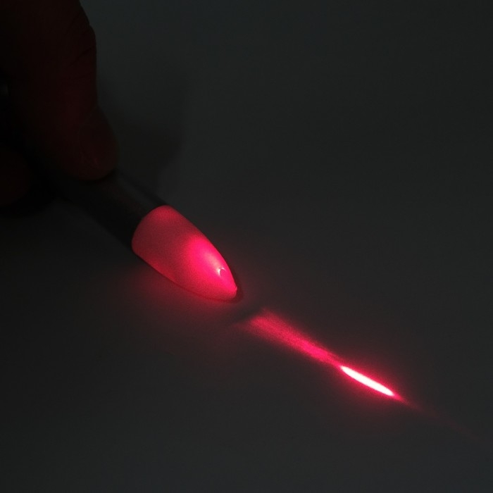 Лазерная указка  Лазерная указка "Мастер К", с карабином, 3 LR44, 2 х 2 х 8.5