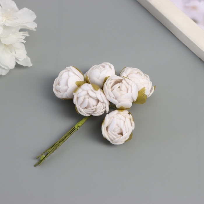 Декор для творчества "Пионы" белый (1 набор=1 букет) в букете 6 шт 2,5х10,5 см