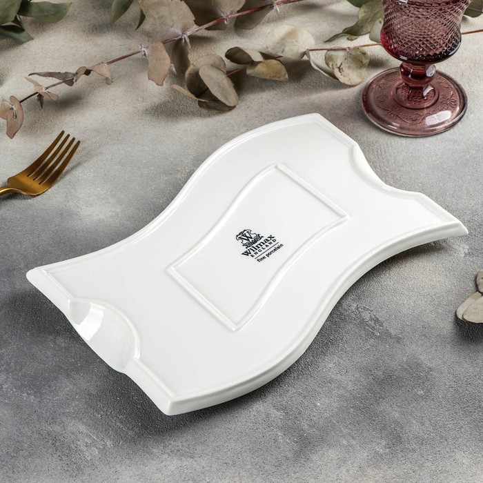 Блюдо фарфоровое Wilmax, 26×17,5 см, цвет белый Блюдо фарфоровое Wilmax, 26×17,5 см, цвет белый