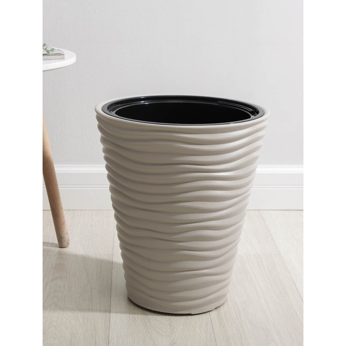 Кашпо для цветов со вставкой «Дюна», 19,5 л, цвет кремовый Кашпо для цветов со вставкой «Дюна», 19,5 л, цвет кремовый