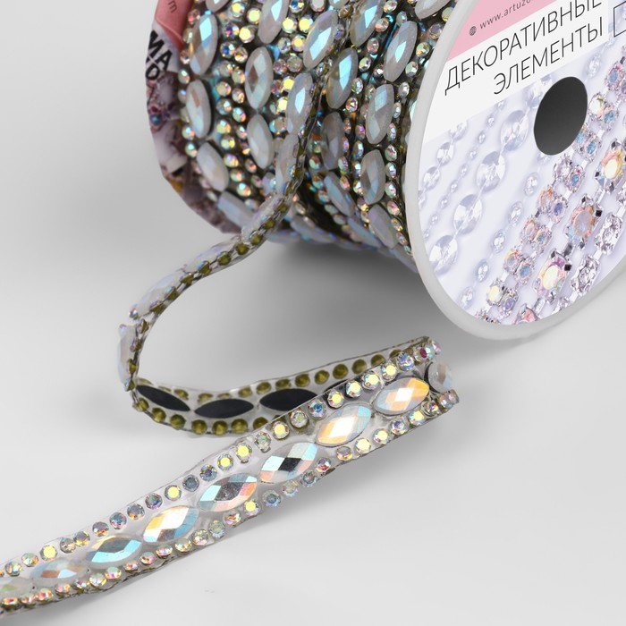 Стразы термоклеевые «Овалы», ширина - 9 мм, 4,5 ± 0,5 м, цвет серебряный Стразы термоклеевые «Овалы», ширина - 9 мм, 4,5 ± 0,5 м, цвет серебряный