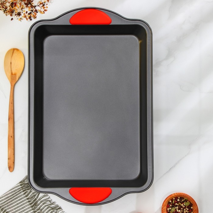 Противень для выпечки Доляна «Софт. Прямоугольник», 40,5×25,5×5,5 см, с силиконовыми ручками, антипригарное покрытие, цвет чёрный Противень для выпечки Доляна «Софт. Прямоугольник», 40,5×25,5×5,5 см, с силиконовыми ручками, антипригарное покрытие, цвет чёрный