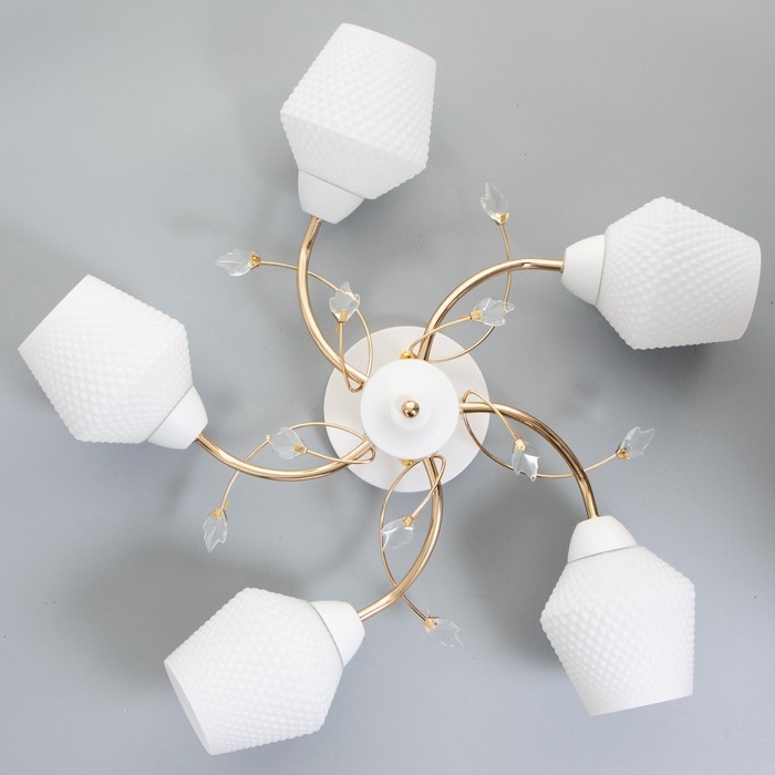 Люстра Люстра "Рукси" 5хЕ27 40Вт бело-золотой 56х56х28 см BayerLux