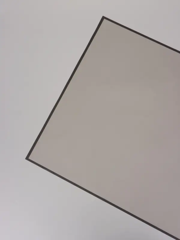 Пленка для цветов, "Полупрозрачная кайма", черная, 57х57 см