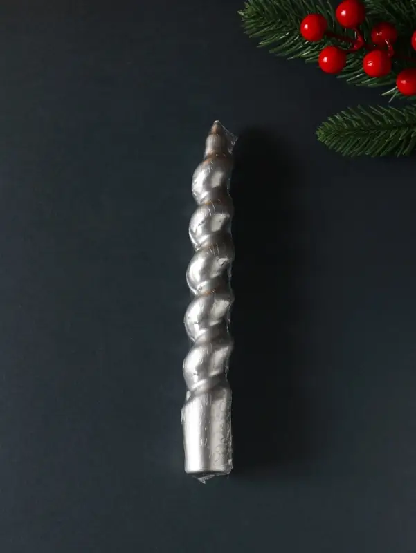 Свеча витая Свеча витая "LUXURY" 25*180 мм, лакированная, серебро