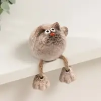 Сувенир керамика "Круглая кошечка с висячими лапками" 4,9х4,8х5,3 см