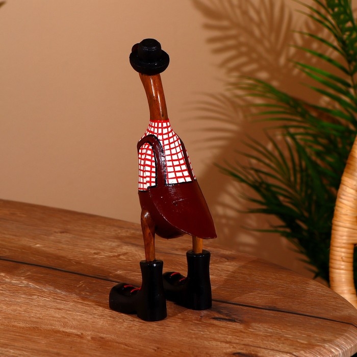 Сувенир Сувенир "Утка-фермер" дерево 27 см МИКС