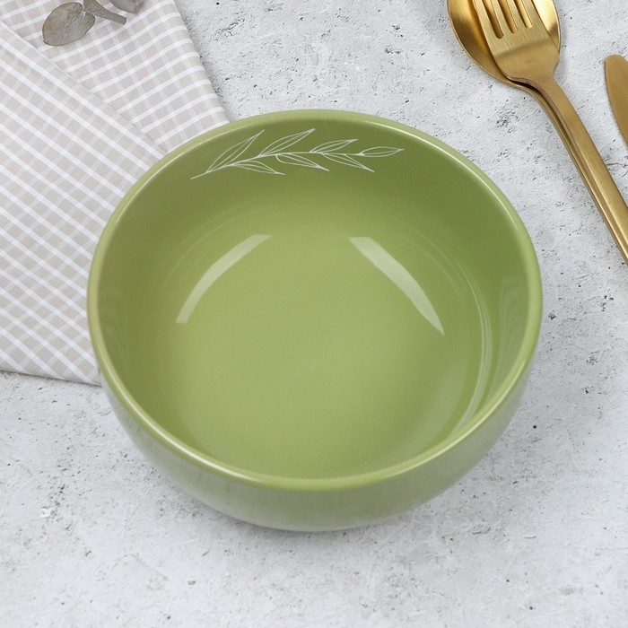 Глубокая тарелка керамическая «Олива», 15.5 х 6.5 см, 800 мл, цвет зелёный