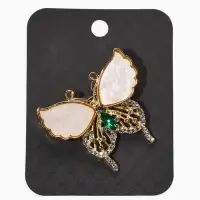 Брошь "Бабочка", цвет бело-зелёный в золоте Брошь "Бабочка", цвет бело-зелёный в золоте