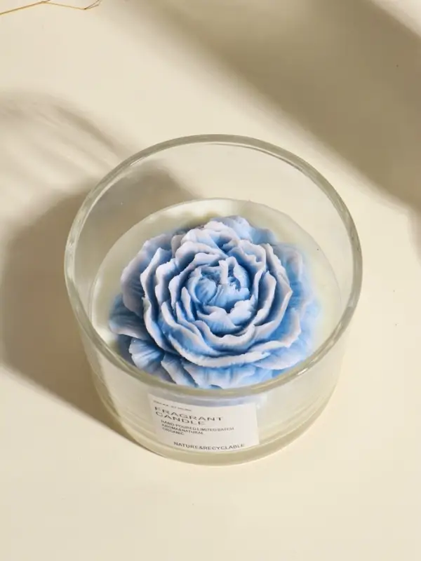 Свеча интерьерная в стакане Свеча интерьерная в стакане "Нежно-голубой пион" 11х11х8 см