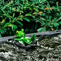 Садовая фигура 14 х 13 х 9,5 см "Лягушка в шине" Водоплавающая Садовая фигура 14 х 13 х 9,5 см "Лягушка в шине" Водоплавающая