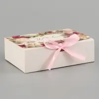 Коробка подарочная самосборная With love, 16.5&times;12&times;5 см, с лентой
