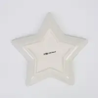 Блюдо сервировочное новогоднее Доляна &laquo;Праздник к нам приходит&raquo;, 24.5&times;23.5&times;3.5 см, доломит, белая, зелёная