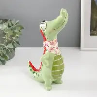 Фигурка керамика &laquo;Крокодил с косынкой&raquo;, зелёный, 14.2&times;9.5&times;24.5 см