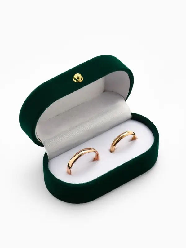 Футляр бархатный под серьги/ кольца/запонки, &laquo;Овал вытянутый&raquo; 7.5&times;4, цвет зелёный, вставка белая