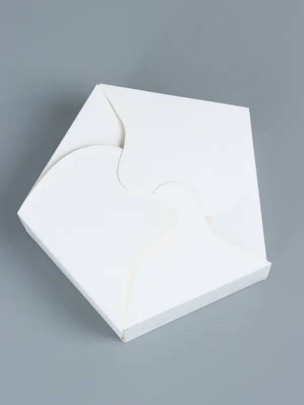 Коробка кондитерская для десертов, капкейков и трайфлов, фигурная, 18&times;18&times;5 см, белая