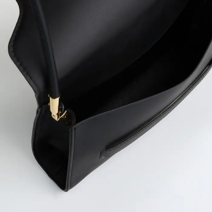 Сумка женская мессенджер без застёжки, 26&times;7&times;15 см, чёрная