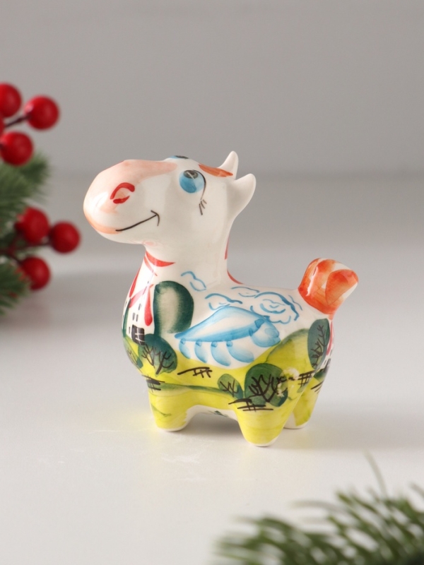 Статуэтка фарфоровая Статуэтка фарфоровая "Конь Пегас Город" /авторскмя роспись О.Огородникова/, 8 см