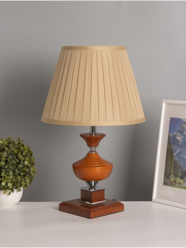 Лампа настольная BayerLux ЭКО Лампа настольная BayerLux ЭКО "Крон" 1х40Вт Е27 коричневый/бежевый 30х30х49см