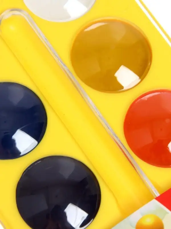 Акварель медовая &laquo;ЗХК. Цветик&raquo;, 12 цветов, в пластиковом пенале, без кисти