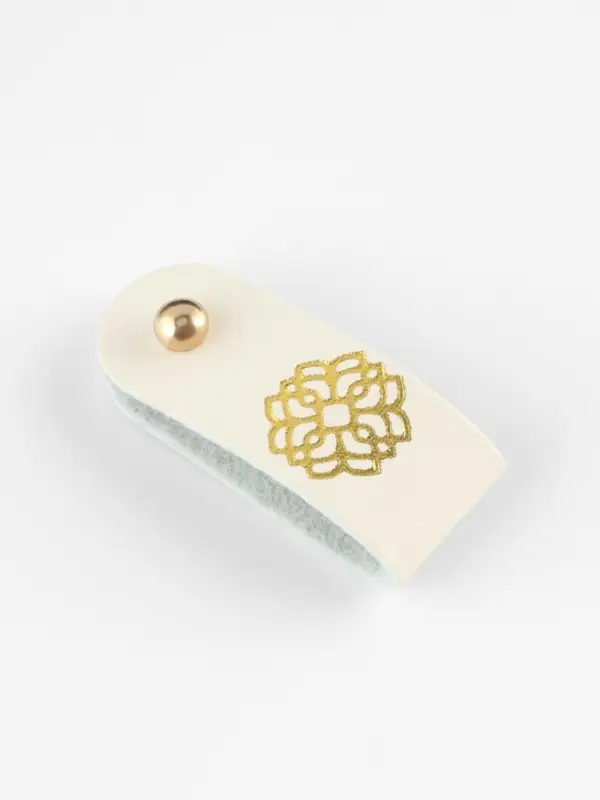 Бирка с кнопкой &laquo;Мандала&raquo; TEIRA, с тиснением, 8&times;1.5 см, 10 шт., цвет золотой, молочный