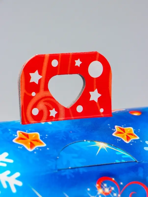 Коробка подарочная новогодняя &laquo;Новый год&raquo; 17&times;19&times;9.5 см