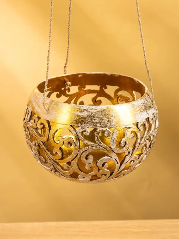 Подсвечник подвесной из кокоса, 14×14×10 см, бело-золотой