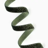 Лента бархатная, с золотым люрексом, 10 мм, 18&plusmn;1 м, зелёная №165