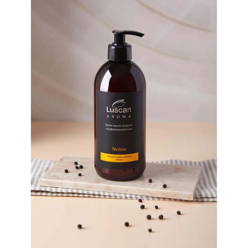 Крем-мыло жидкое парфюмированное Luscan Nerosa 450 мл c дозатором