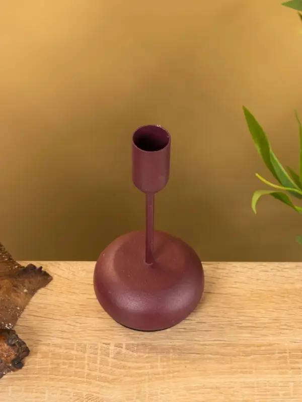 Подсвечник на 1 свечу текстурный  Подсвечник на 1 свечу текстурный "Баклажановый" 8х8х15,5 см