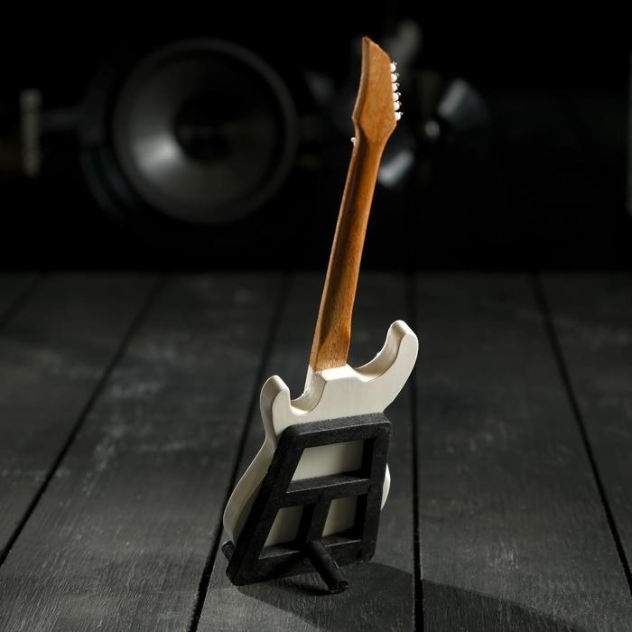 Гитара сувенирная  Гитара сувенирная "Ibanez" бело-чёрная, на подставке 24х8х2 см