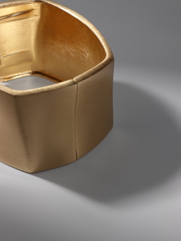 Браслет металл «Манжета» квадратный, цвет золото Браслет металл «Манжета» квадратный, цвет золото