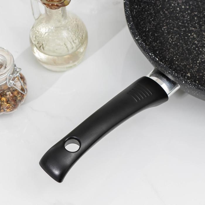 Сковорода - вок Доляна «Элит», d=28 см, антипригарное покрытие, цвет чёрный Сковорода - вок Доляна «Элит», d=28 см, антипригарное покрытие, цвет чёрный