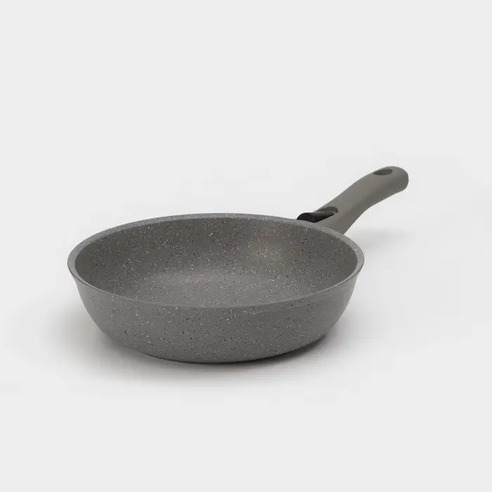 Сковорода KUKMARA &laquo;Мраморная&raquo;, d=24 см, съёмная ручка, стеклянная крышка, антипригарное покрытие, литой алюминий, серая