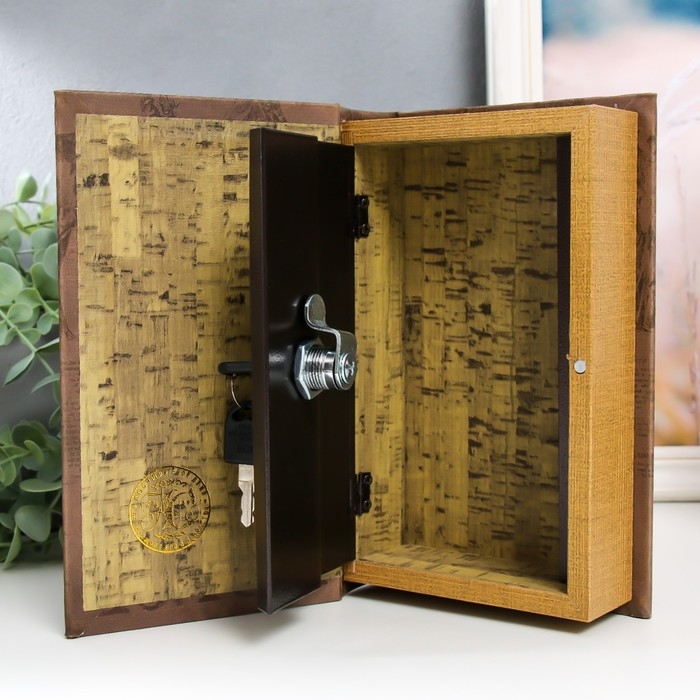 Сейф-книга дерево кожзам Сейф-книга дерево кожзам "Лошадь" 21х13х5 см