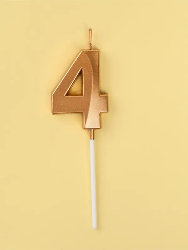 Свеча в торт на шпажке &laquo;Грань&raquo;, цифра 4, шампань, 5 см