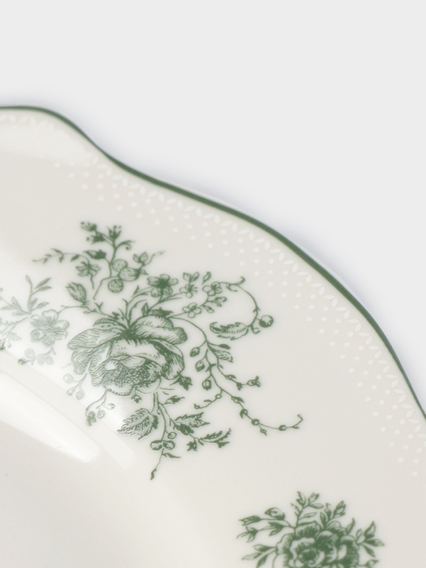 Тарелка WY Emerald Essence, d=20 см, фарфор, белая Тарелка WY Emerald Essence, d=20 см, фарфор, белая