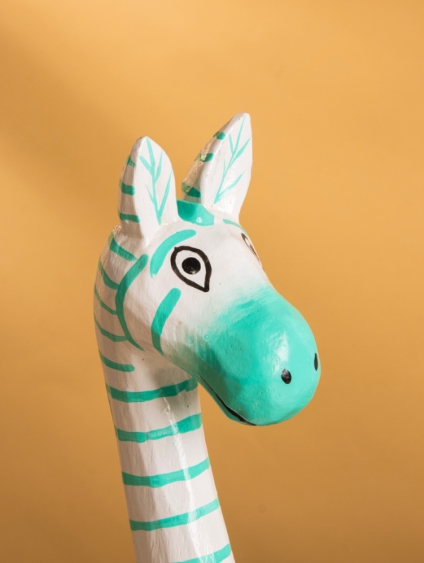 Сувенир «Зебра», 9×6×33 см, дерево, бело-бирюзовый Сувенир «Зебра», 9×6×33 см, дерево, бело-бирюзовый