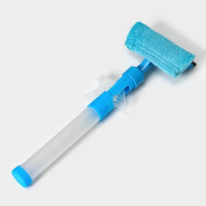 Щётка для окон с распылителем Доляна, длина 42 см, водосгон 14 см, насадка микрофибра 14×5 см, цвет голубой Щётка для окон с распылителем Доляна, длина 42 см, водосгон 14 см, насадка микрофибра 14×5 см, цвет голубой