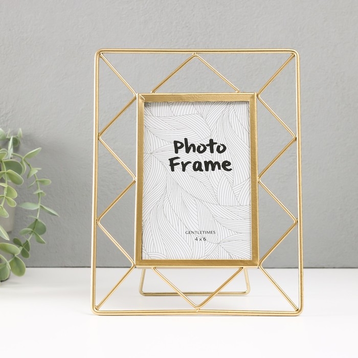 Фоторамка металл на 1 фото 10х15 см Фоторамка металл на 1 фото 10х15 см "Лофт. Треугольники" золото 18х1х22 см