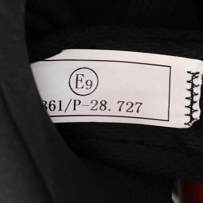 Шлем модуляр с двумя визорами, размер XL (60-61), модель - BLD-160E, черно-красный Шлем модуляр с двумя визорами, размер XL (60-61), модель - BLD-160E, черно-красный