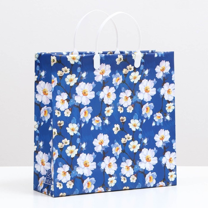 Пакет Пакет "Ромашки на синем", мягкий пластик, 29 x 30 см, 100 мкм