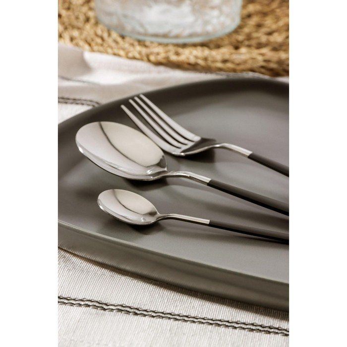 Столовые приборы из нержавеющей стали Magistro «Блинк», 4 предмета, цвет металла серебряный, чёрные ручки Столовые приборы из нержавеющей стали Magistro «Блинк», 4 предмета, цвет металла серебряный, чёрные ручки