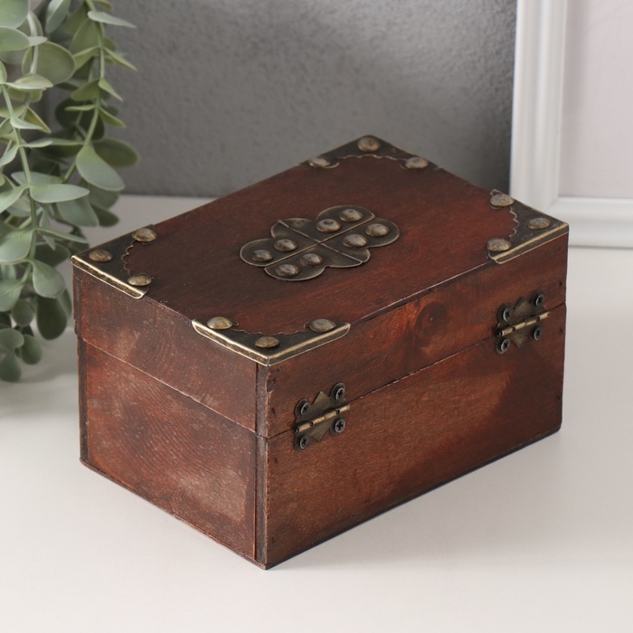 Шкатулка дерево сундучок Шкатулка дерево сундучок "Ге́рцогство" с заклёпками, коричневая 15х10,5х8,5 см