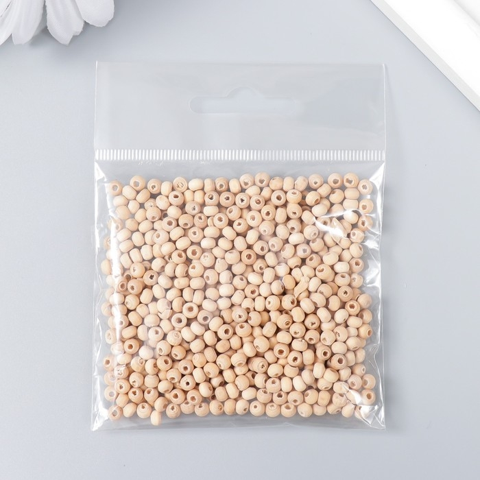 Бусины деревянные 4 мм., отверстие 1,5 мм. 10 гр. (400 - 440 шт.) Бусины деревянные 4 мм., отверстие 1,5 мм. 10 гр. (400 - 440 шт.)