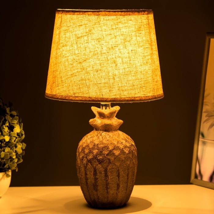 Настольная лампа Настольная лампа "Ананас" Е14 40Вт 22х22х30 см RISALUX