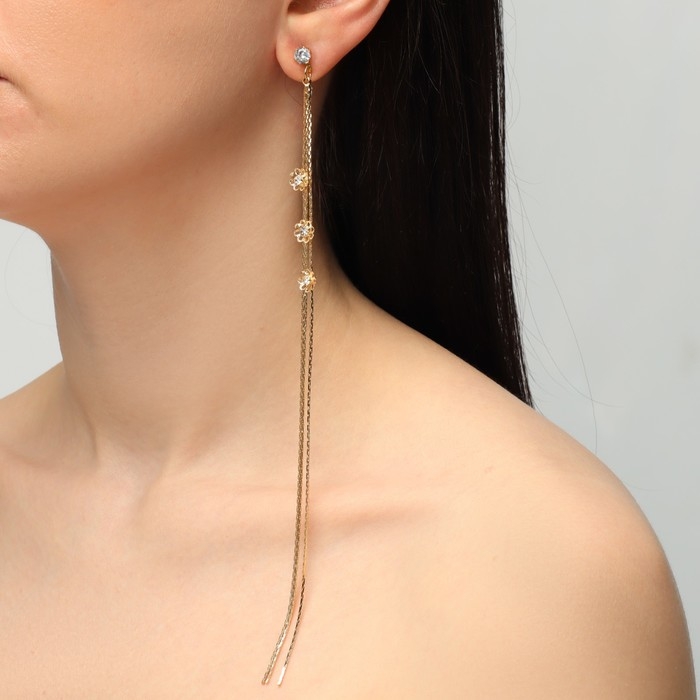 Серьги висячие со стразами «Голливуд» цветы на нитях, цвет белый в золоте, 19,5 см Серьги висячие со стразами «Голливуд» цветы на нитях, цвет белый в золоте, 19,5 см