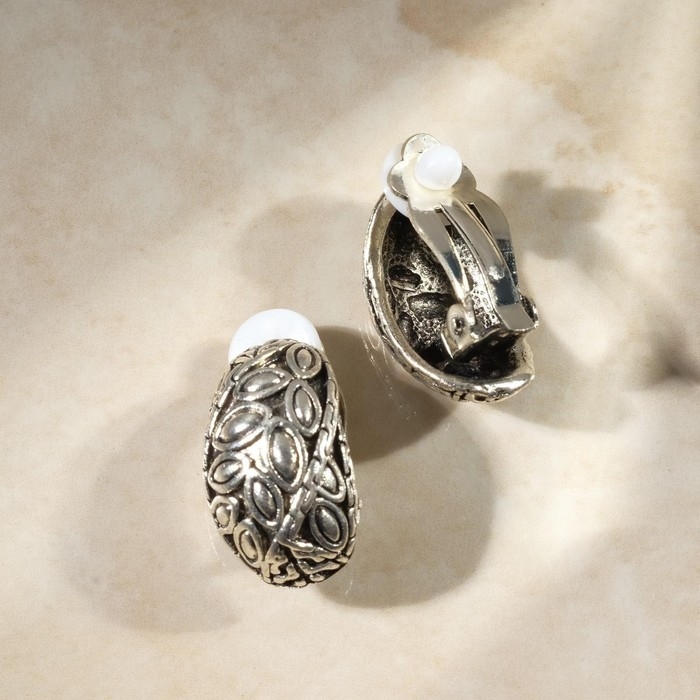 Клипсы «Грейс» лепестки, цвет чернёное серебро Клипсы «Грейс» лепестки, цвет чернёное серебро