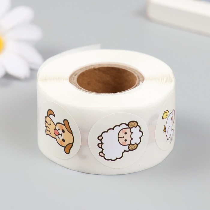 Наклейка бумага "Фермерские звери" d=2,5 см 500 шт в рулоне 3х6,5х6,5 см